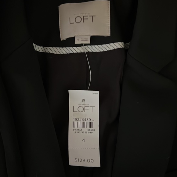 Ann Taylor Loft suit jacket and pants - Picture 8 of 9